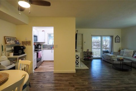 Condo in Dania Beach, Florida, 1 bedroom  № 2242269 - photo 13