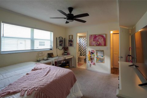 Condo in Dania Beach, Florida, 1 bedroom  № 2242269 - photo 17
