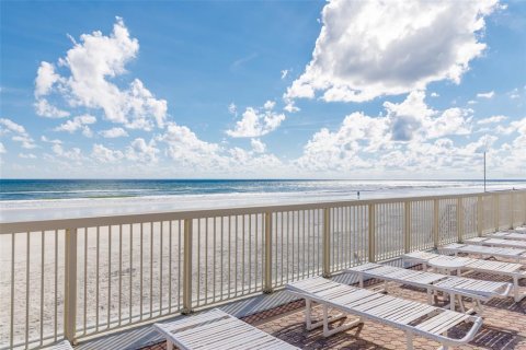 Condo in New Smyrna Beach, Florida, 2 bedrooms  № 1534135 - photo 30