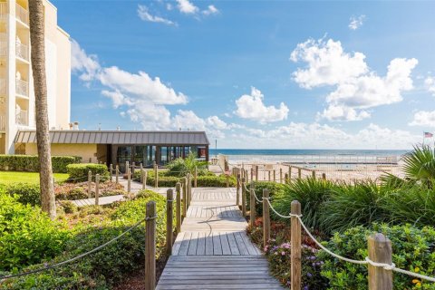 Condo in New Smyrna Beach, Florida, 2 bedrooms  № 1534135 - photo 26