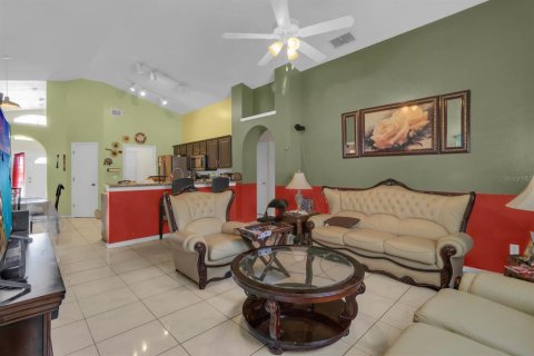 Casa en venta en Kissimmee, Florida, 3 dormitorios, 152.55 m2 № 2383395 - foto 6
