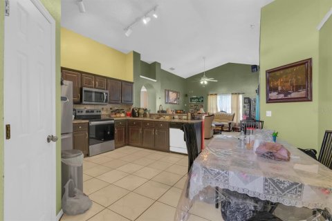 Casa en venta en Kissimmee, Florida, 3 dormitorios, 152.55 m2 № 2383395 - foto 9