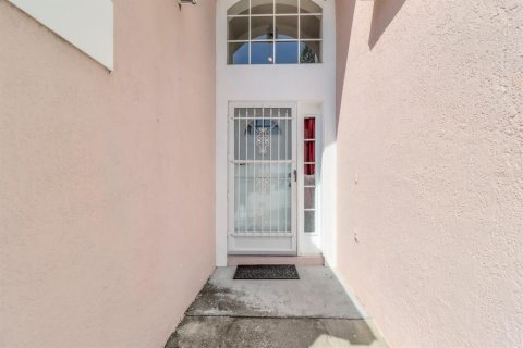 Casa en venta en Kissimmee, Florida, 3 dormitorios, 152.55 m2 № 2383395 - foto 4