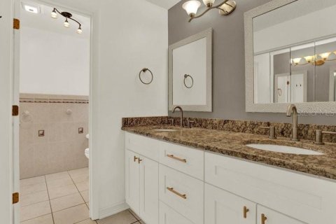Casa en venta en Brandon, Florida, 3 dormitorios, 146.04 m2 № 1915902 - foto 22