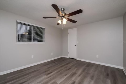 Casa en alquiler en New Port Richey, Florida, 3 dormitorios, 140.1 m2 № 1913615 - foto 12