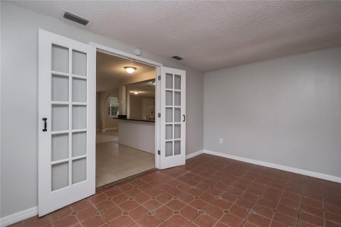 Casa en alquiler en New Port Richey, Florida, 3 dormitorios, 140.1 m2 № 1913615 - foto 4