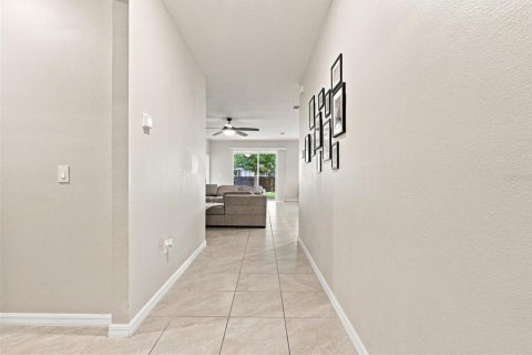 Villa ou maison à vendre à Wildwood, Floride: 4 chambres, 188.96 m2 № 2339446 - photo 19