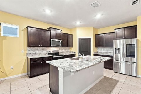 Villa ou maison à vendre à Wildwood, Floride: 4 chambres, 188.96 m2 № 2339446 - photo 23