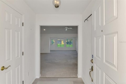 Villa ou maison à vendre à Englewood, Floride: 2 chambres, 173.63 m2 № 2431060 - photo 9