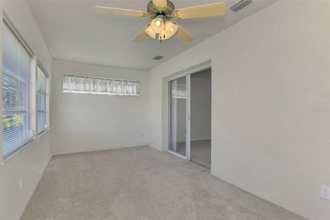 Villa ou maison à vendre à Englewood, Floride: 2 chambres, 173.63 m2 № 2431060 - photo 28