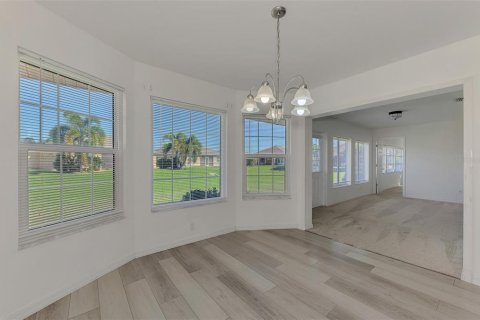 Villa ou maison à vendre à Englewood, Floride: 2 chambres, 173.63 m2 № 2431060 - photo 20