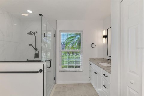 Villa ou maison à vendre à Englewood, Floride: 2 chambres, 173.63 m2 № 2431060 - photo 26