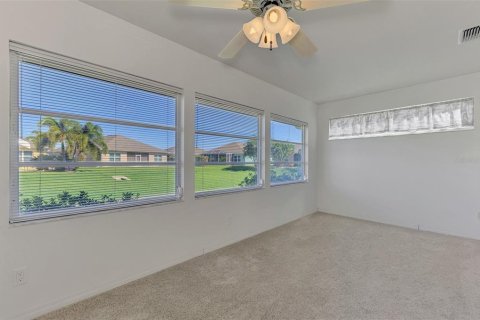 Villa ou maison à vendre à Englewood, Floride: 2 chambres, 173.63 m2 № 2431060 - photo 30