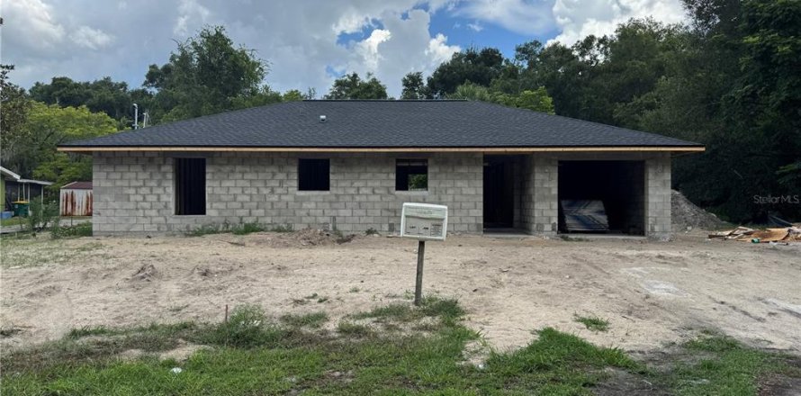 Villa ou maison à DeLand, Floride 3 chambres, 117.71 m2 № 1873128