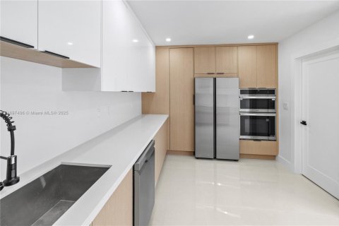 Villa ou maison à vendre à Tamarac, Floride: 4 chambres № 1948602 - photo 7