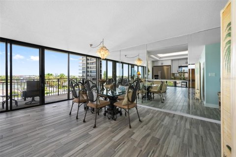 Copropriété à vendre à Treasure Island, Floride: 2 chambres, 140.28 m2 № 2378195 - photo 9