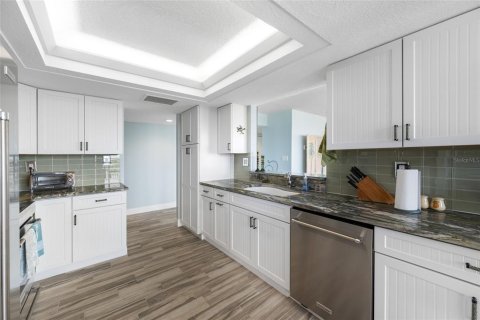 Copropriété à vendre à Treasure Island, Floride: 2 chambres, 140.28 m2 № 2378195 - photo 13