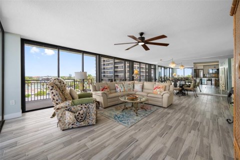 Copropriété à vendre à Treasure Island, Floride: 2 chambres, 140.28 m2 № 2378195 - photo 5