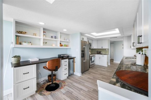 Copropriété à vendre à Treasure Island, Floride: 2 chambres, 140.28 m2 № 2378195 - photo 15