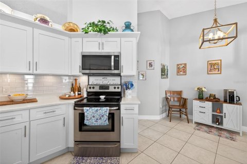 Villa ou maison à vendre à Bradenton, Floride: 3 chambres, 175.59 m2 № 2135694 - photo 12