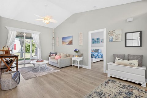 Villa ou maison à vendre à Bradenton, Floride: 3 chambres, 175.59 m2 № 2135694 - photo 7