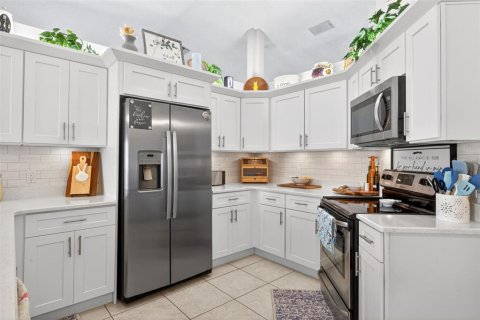 Villa ou maison à vendre à Bradenton, Floride: 3 chambres, 175.59 m2 № 2135694 - photo 11