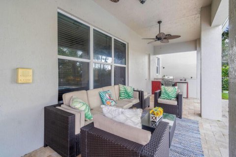 House in West Palm Beach, Florida 5 bedrooms, 308.16 sq.m. № 2083310 - photo 22