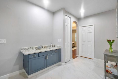 House in West Palm Beach, Florida 5 bedrooms, 308.16 sq.m. № 2083310 - photo 13