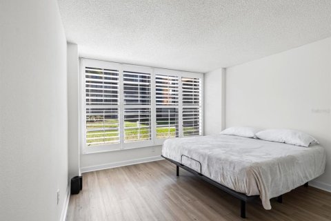 Copropriété à vendre à Indian Shores, Floride: 2 chambres, 86.86 m2 № 2150502 - photo 15