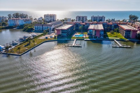 Copropriété à vendre à Indian Shores, Floride: 2 chambres, 86.86 m2 № 2150502 - photo 28