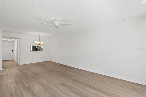 Copropriété à vendre à Indian Shores, Floride: 2 chambres, 86.86 m2 № 2150502 - photo 12