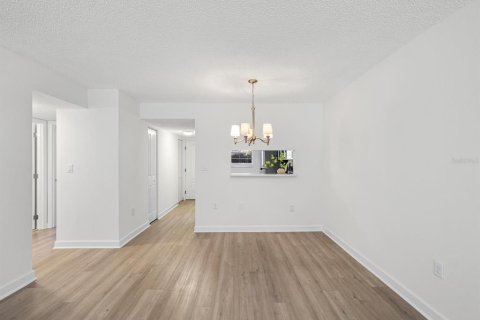 Copropriété à vendre à Indian Shores, Floride: 2 chambres, 86.86 m2 № 2150502 - photo 11