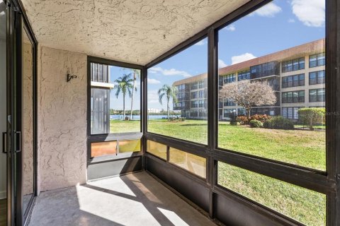 Copropriété à vendre à Indian Shores, Floride: 2 chambres, 86.86 m2 № 2150502 - photo 6