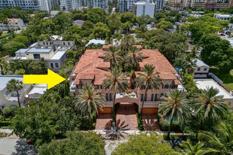 Adosado en venta en Fort Lauderdale, Florida, 3 dormitorios, 274.43 m2 № 2242261 - foto 2