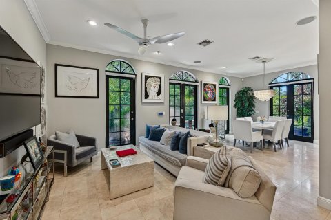 Adosado en venta en Fort Lauderdale, Florida, 3 dormitorios, 274.43 m2 № 2242261 - foto 11