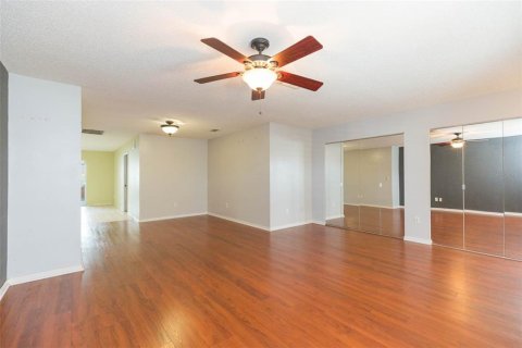 Casa en venta en Sun City Center, Florida, 2 dormitorios, 172.8 m2 № 1536719 - foto 8