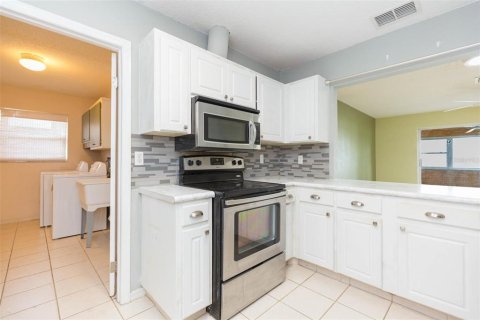 Casa en venta en Sun City Center, Florida, 2 dormitorios, 172.8 m2 № 1536719 - foto 15