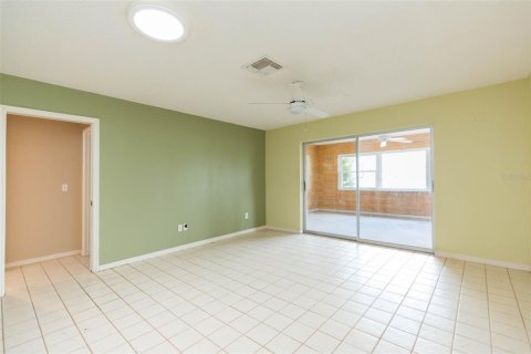 Casa en venta en Sun City Center, Florida, 2 dormitorios, 172.8 m2 № 1536719 - foto 19