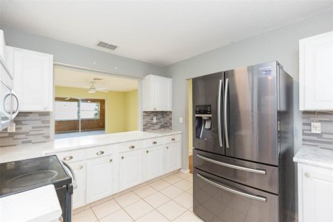 Casa en venta en Sun City Center, Florida, 2 dormitorios, 172.8 m2 № 1536719 - foto 16