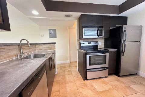Appartement à louer à Fort Lauderdale, Floride: 2 chambres, 102.19 m2 № 2337673 - photo 3