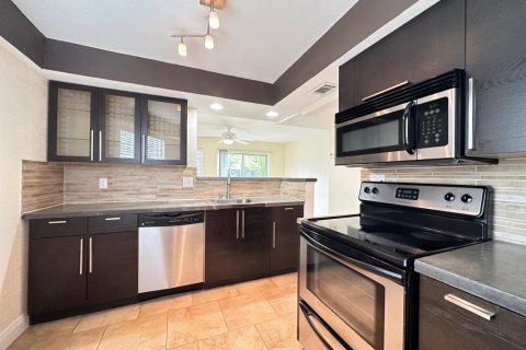 Appartement à louer à Fort Lauderdale, Floride: 2 chambres, 102.19 m2 № 2337673 - photo 2