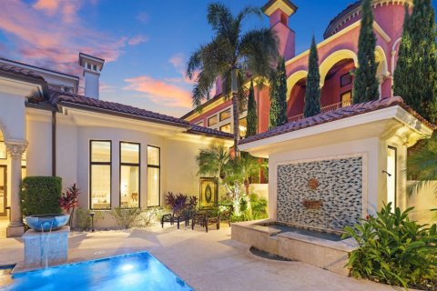 House in Boca Raton, Florida 4 bedrooms, 573.86 sq.m. № 2389910 - photo 21