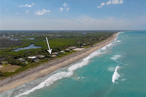 House in Jupiter Island, Florida 7 bedrooms, 286.23 sq.m. № 2076315 - photo 23