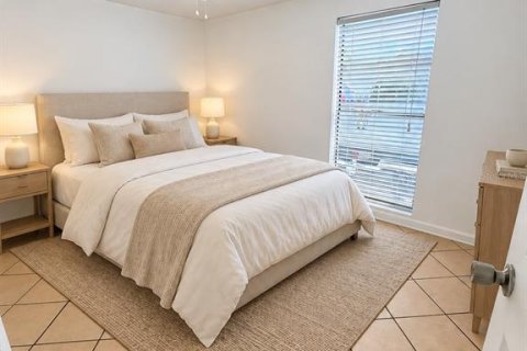 Casa en alquiler en Tampa, Florida, 3 dormitorios, 130.25 m2 № 2389214 - foto 18