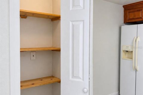 Casa en alquiler en Tampa, Florida, 3 dormitorios, 130.25 m2 № 2389214 - foto 8