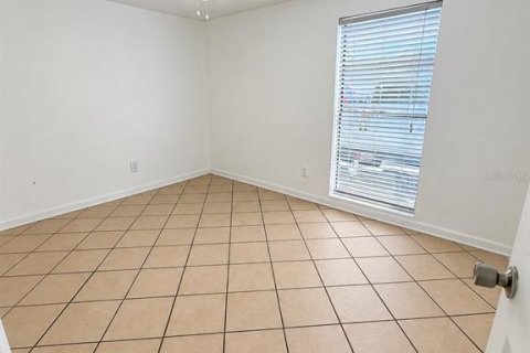 Casa en alquiler en Tampa, Florida, 3 dormitorios, 130.25 m2 № 2389214 - foto 17
