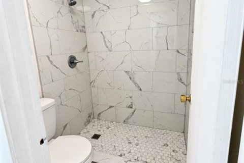 Casa en alquiler en Tampa, Florida, 3 dormitorios, 130.25 m2 № 2389214 - foto 14