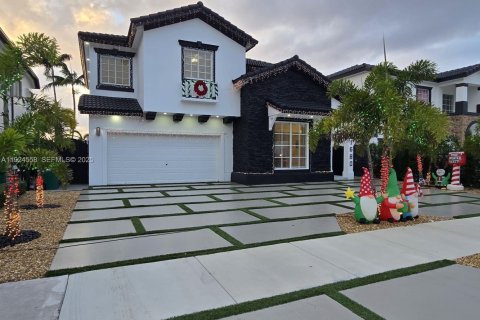 Casa en venta en Miami, Florida, 4 dormitorios, 217.21 m2 № 1982927 - foto 2