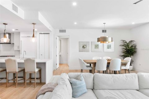Condominio en venta en Sarasota, Florida, 3 dormitorios, 213.95 m2 № 2101676 - foto 13