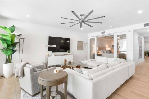 Condominio en venta en Sarasota, Florida, 3 dormitorios, 213.95 m2 № 2101676 - foto 28